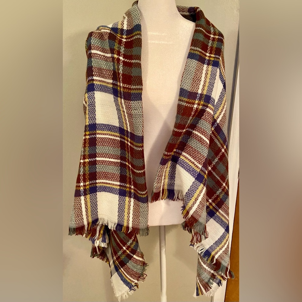 Scarf/Shawl- NWOT